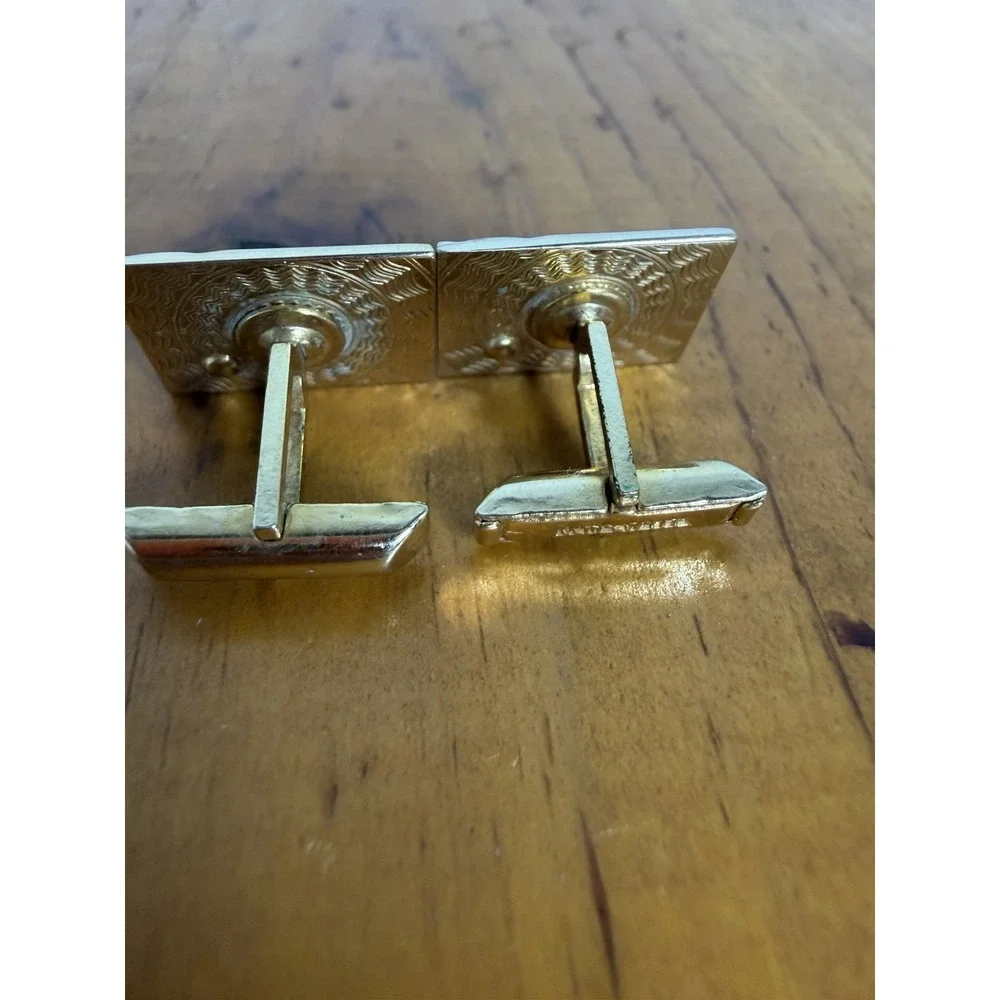 Vintage Gold Tone‎ Cufflinks Swivel Back Square Textured PAT 2472958 Classic
